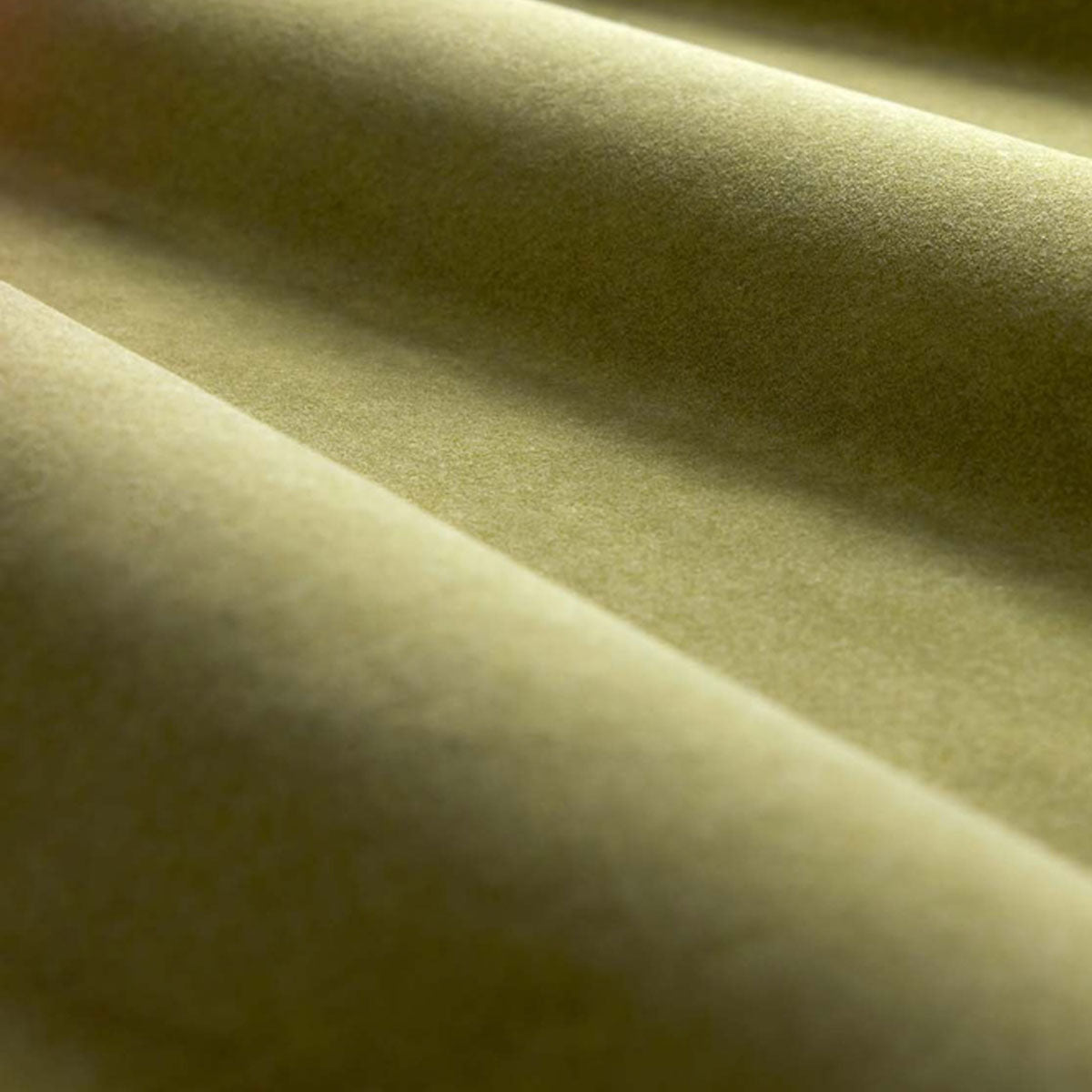 Harlequin Heatherton Velvet fabric – Avocado (1)