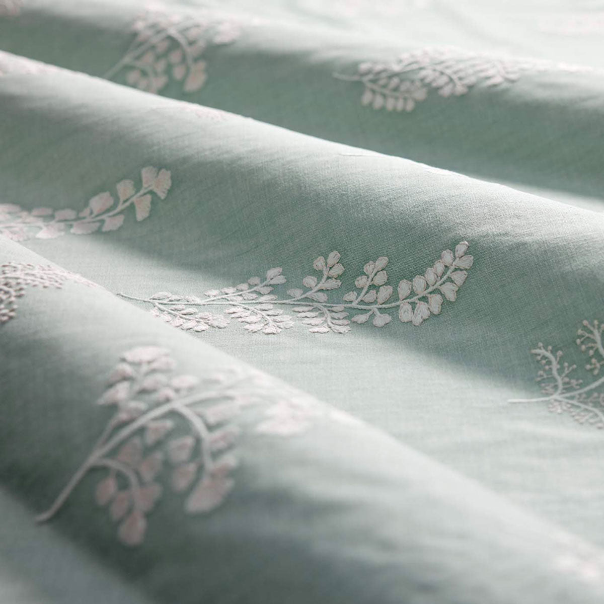 Clarke & Clarke Herbarium fabric – Seafoam (2)