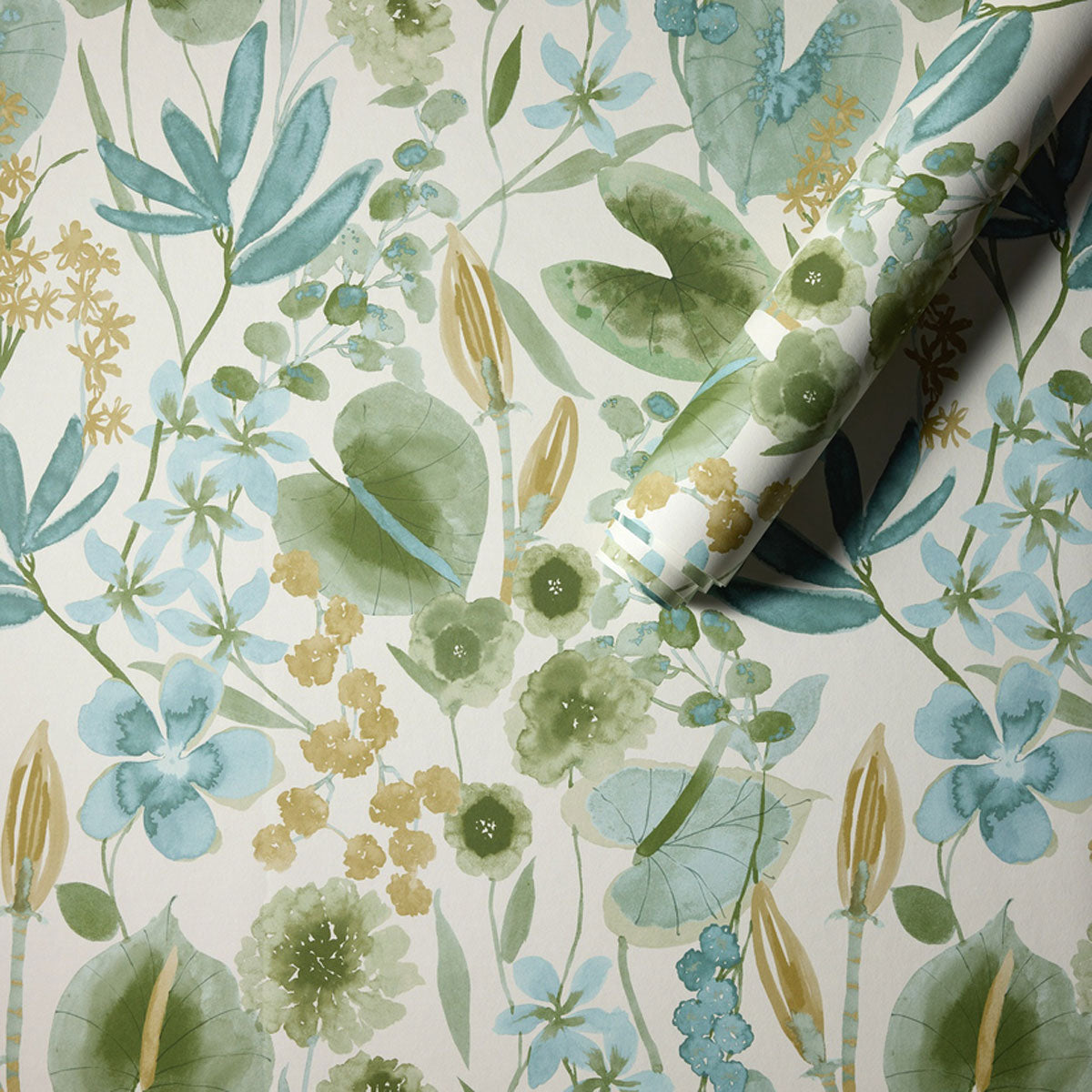 Harlequin Nalina wallpaper – Honey/Clover/Sky (3)