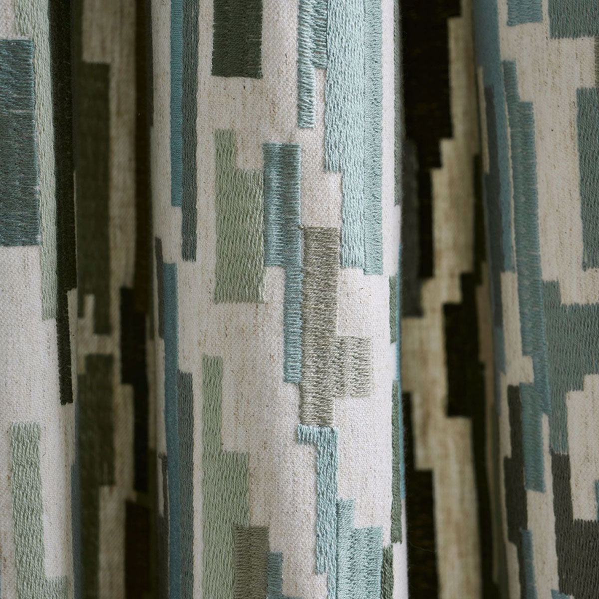 Harlequin Nuru Embroidery fabric (3)