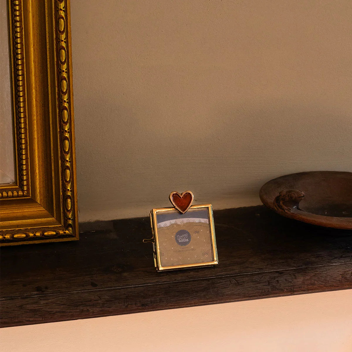 Pyar Heart Frame - Doing Goods