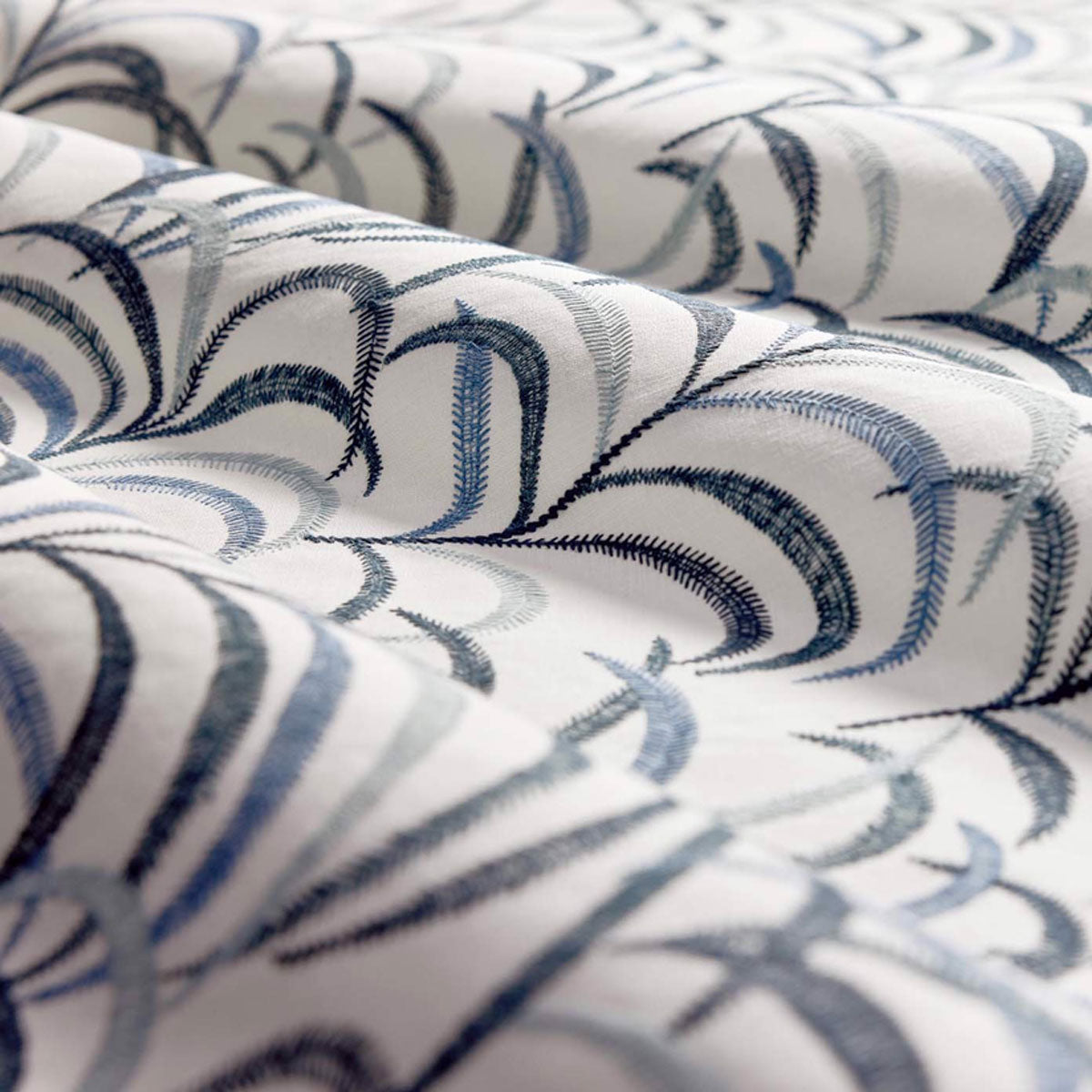Clarke & Clarke Tibby fabric – Midnight (2)