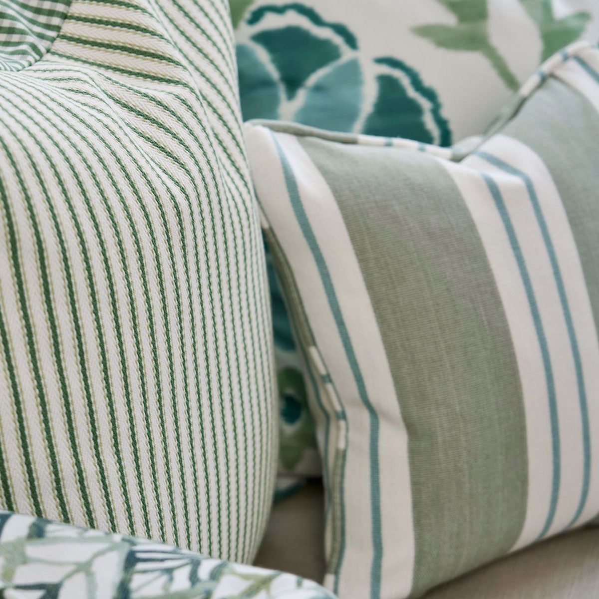 Clarke & Clarke Windsor fabric – Herb (5)