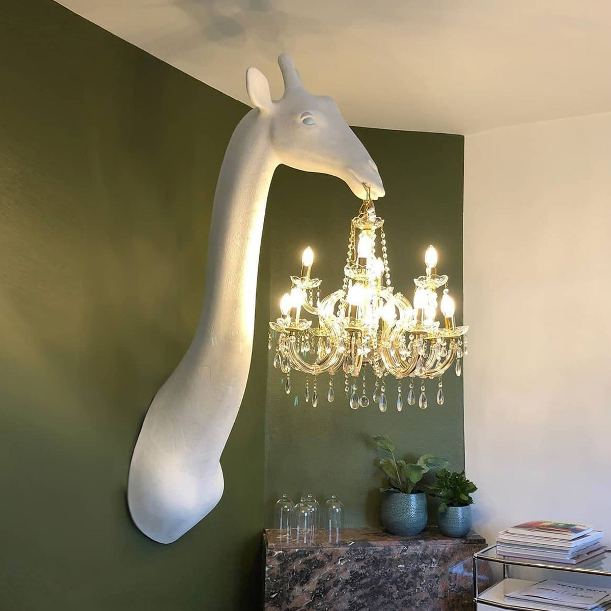 Giraffe In Love Wall Lamp White