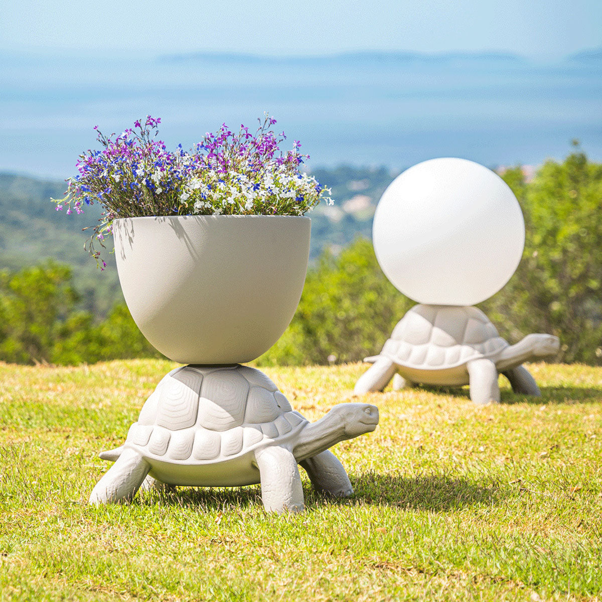 Turtle Carry Planter/Champagne Cooler - Qeeboo